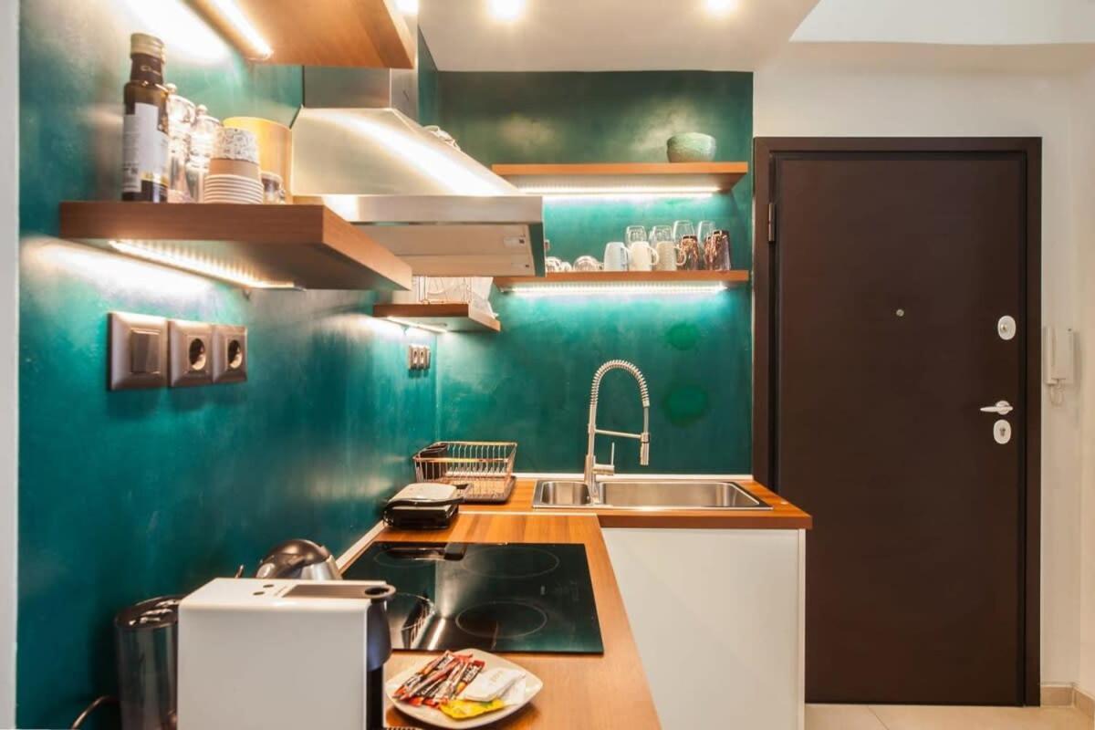 Beautiful Elegant Apartment Next To Monastiraki Athen Exterior foto